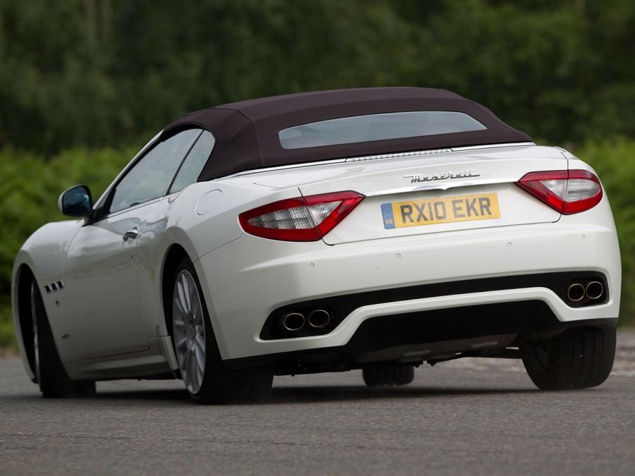  Maserati GranCabrio 2010 года  (UK) (фото 7 из 11)